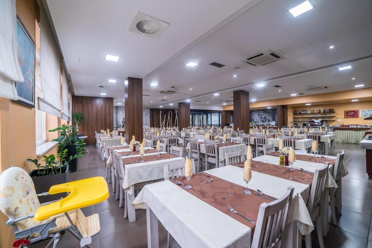 City Hotel מוסטר מראה חיצוני תמונה